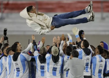 Δακρυσμένος στο «αντίο» του ο Ντι Μαρία