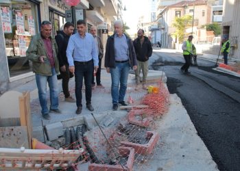 Ολοκληρώνονται οι εργασίες της α’ φάσης στην οδό Μανωλάκη – Παραδίδεται στην κυκλοφορία τις επόμενες μέρες