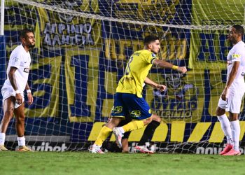 O Παναιτωλικός έριξε στο καναβάτσο την ΑΕΚ