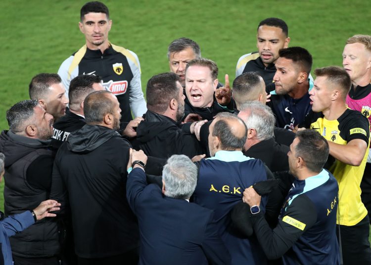 Η ΔΕΑΒ καλεί σε ακρόαση ΑΕΚ – ΠΑΟΚ για τα επεισόδια του ντέρμπι «δικεφάλων»