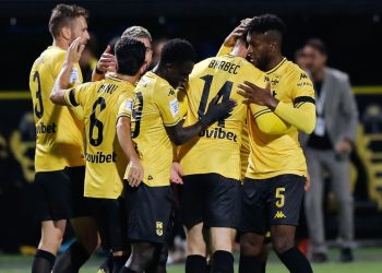 Mε «4Χ4» o Άρης έπιασε κορυφή