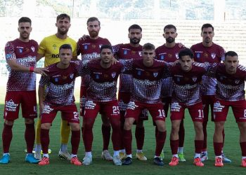 Ματς «ροντέο» στο Πανθεσσαλικό: Η ΑΕΛ προηγήθηκε με δύο γκολ, βρέθηκε να χάνει, αλλά πήρε στο τέλος τον βαθμό