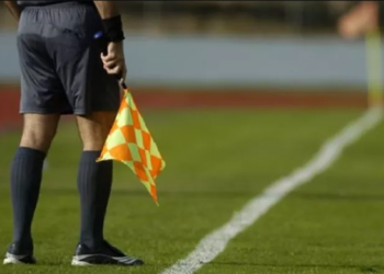 ΕΠΟ: Αναβλήθηκε η συζήτηση για την αύξηση στις αποδοχές των διαιτητών