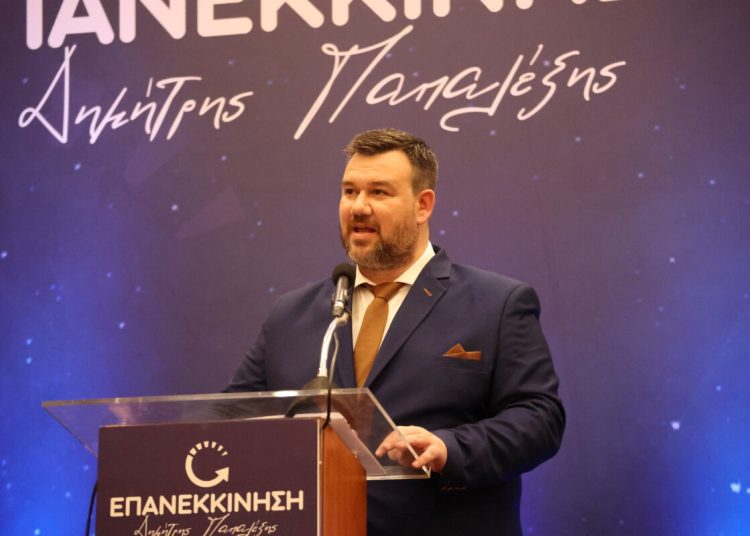 Ο Δημήτρης Παπαλέξης παρουσιάζει το ψηφοδέλτιό του