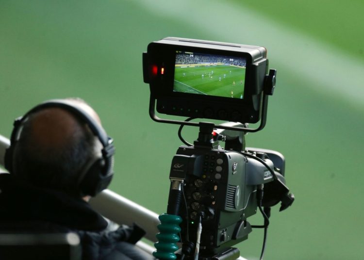 «Καυτό» ΔΣ στη Super League με φόντο την επαναφορά της κεντρικής διαχείρισης στα τηλεοπτικά δικαιώματα