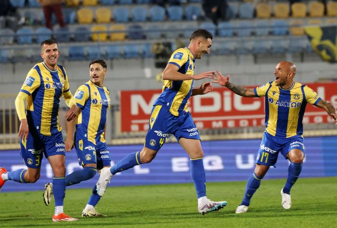 «Πετάει» ο Αστέρας Τρίπολης… εκτέλεσε (και) τον ΟΦΗ και μπήκε στην εξάδα