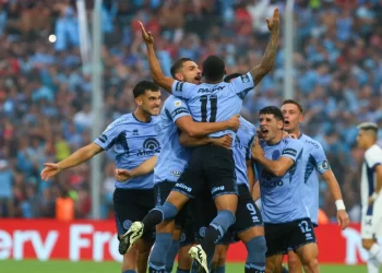 Πληρώνει το αμφίσκορο