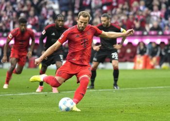 Με εκτελεστή και δημιουργό τον Κέιν, η Μπάγερν διεύρυνε το σερί της στη Bundesliga