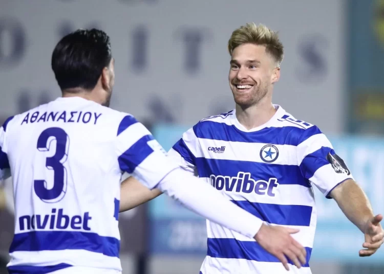 «Μαγεία» του Καρλίτος, λύτρωση από Φαν Βέερτ