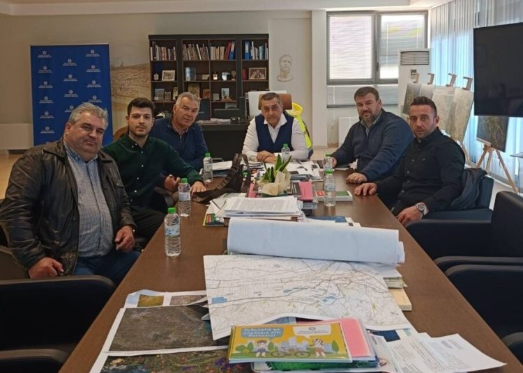 Συνάντηση Κουρέτα – Παπαλέξη στην Περιφέρεια Θεσσαλίας