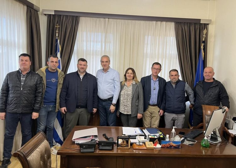 Στον Δήμαρχο Ελασσόνας ο Δ. Παπαλέξης