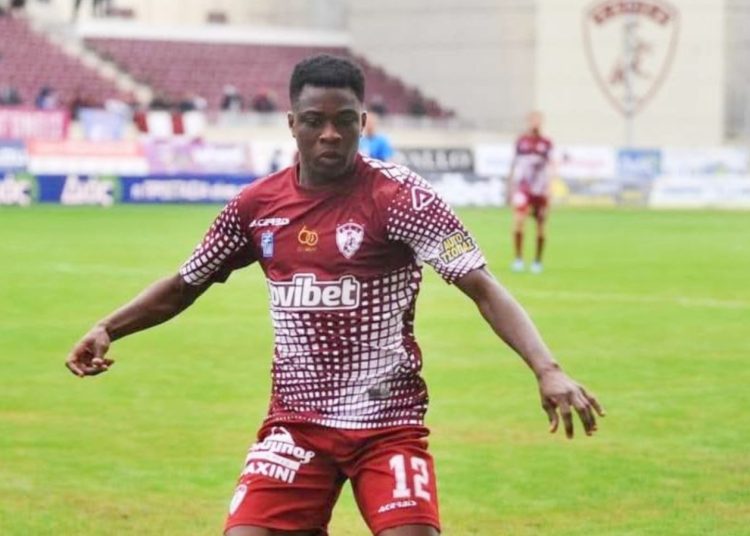 Κοσονού: «Η Λάρισα ζει και αναπνέει για την ΑΕΛ – Όλοι ενωμένοι θα δώσουμε τα μέγιστα για το στόχο»