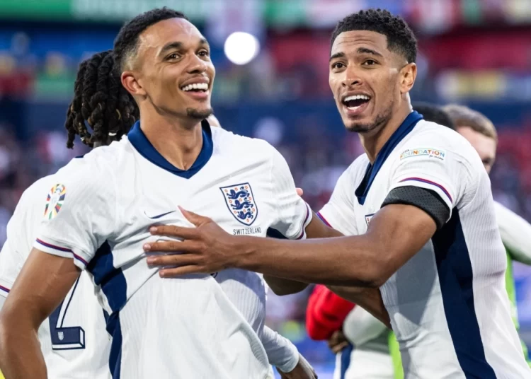 Ο Μπέλινγκχαμ κάνει τον… ατζέντη για να φέρει τον Αλεξάντερ-Άρνολντ στη Ρεάλ