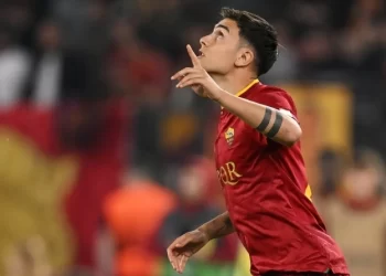 Η Γαλατάσαραϊ «ψήνει» τον Ντιμπάλα να μετακομίσει στην Κωνσταντινούπολη