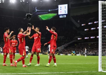 Πάρτι για… τίτλο η Λίβερπουλ στο Λονδίνο!