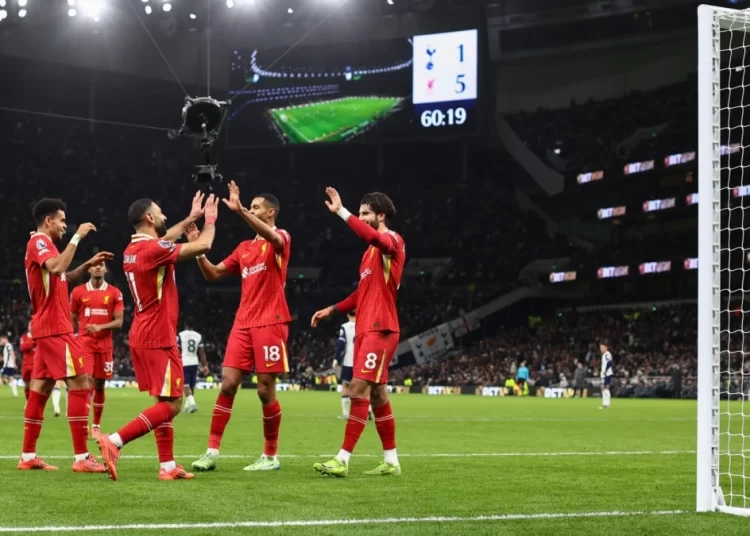 Πάρτι για… τίτλο η Λίβερπουλ στο Λονδίνο!