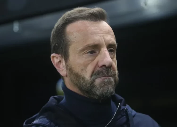 Μάντζιος-Αποχαιρέτησε τους παίκτες του Άρη: «Απόφαση της ιδιοκτησίας»