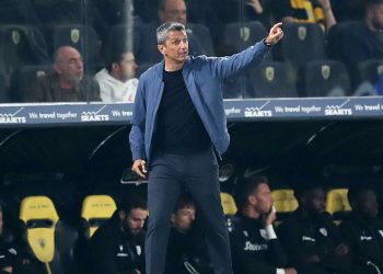 Λουτσέσκου: «Υπάρχει αντιπαλότητα ανάμεσα σε εμένα και την ΑΕΚ!»