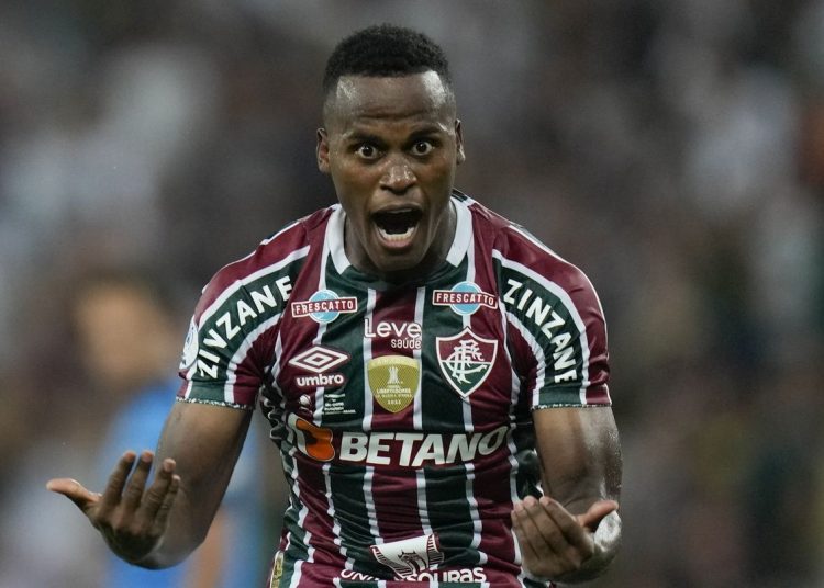 Σε διαπραγματεύσεις ο Ολυμπιακός με τη Φλουμινένσε για τον Αρίας