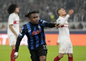 Anytime scorers Γκίτενς, Λεβαντόφσκι, Λούκμαν