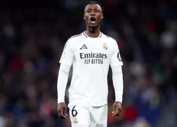 Πλήγμα στη Ρεάλ με Καμαβινγκά, νοκ-άουτ για τρεις εβδομάδες