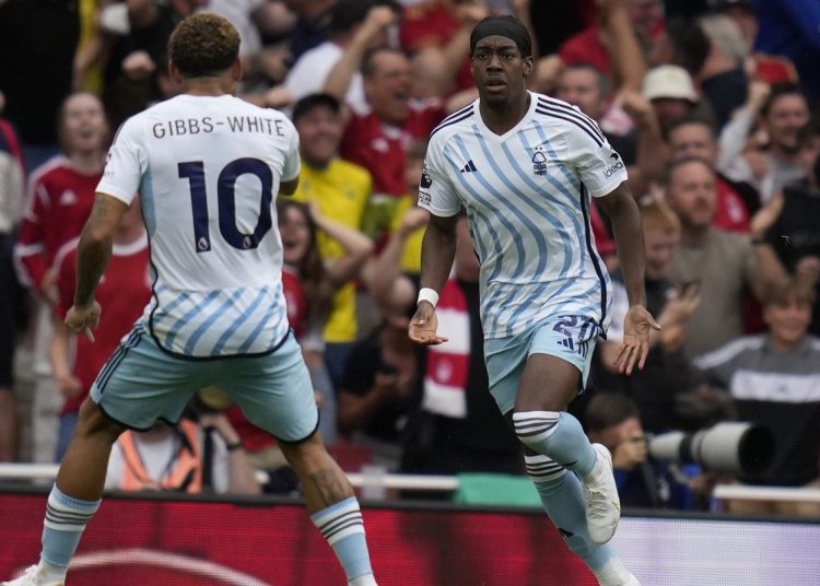 Έκανε πάρτι στο Μολινό η Νότιγχαμ και έπιασε τη δεύτερη θέση