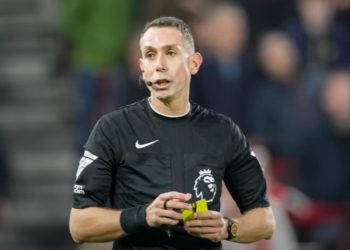 Πρώην διαιτητής παραδέχεται την σεξουαλικότητά του: «Είμαι γκέι, ζητώ συγνώμη για όσα έκανα, δεν ήμουν νηφάλιος»