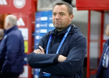 O Άρης zήτησε διεθνή Έλληνα διαιτητή για το ματς με τον ΠΑΟΚ, απέσυρε την εμπιστοσύνη του από Λανουά