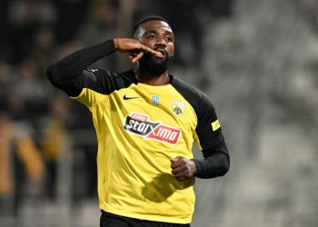 Ποδαρικό στο 2025 με τεσσάρα η ΑΕΚ στο κιτρινόμαυρο Πανθεσσαλικό