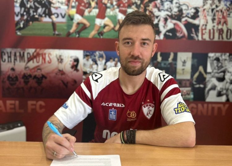 Ο Σάββας Σιατραβάνης στην ΑΕΛ