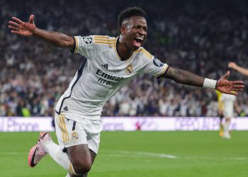 Ο Βινίσιους Τζούνιορ βρίσκεται σε διαπραγματεύσεις για την αγορά της Αλβέρκα