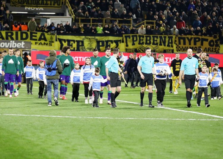 Πρόστιμα σε Ολυμπιακό, ΠΑΟΚ, Άρη και σε άλλες τρεις ΠΑΕ