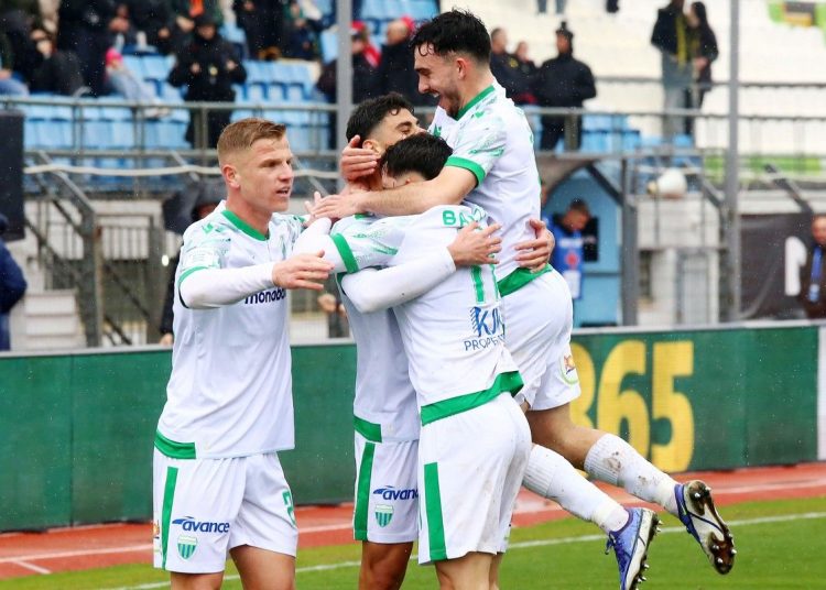 O Λεβαδειακός συνέτριψε με τεσσάρα τον Άρη