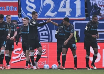 «Ξεμπούκωσε» ξανά η Λεβερκούζεν