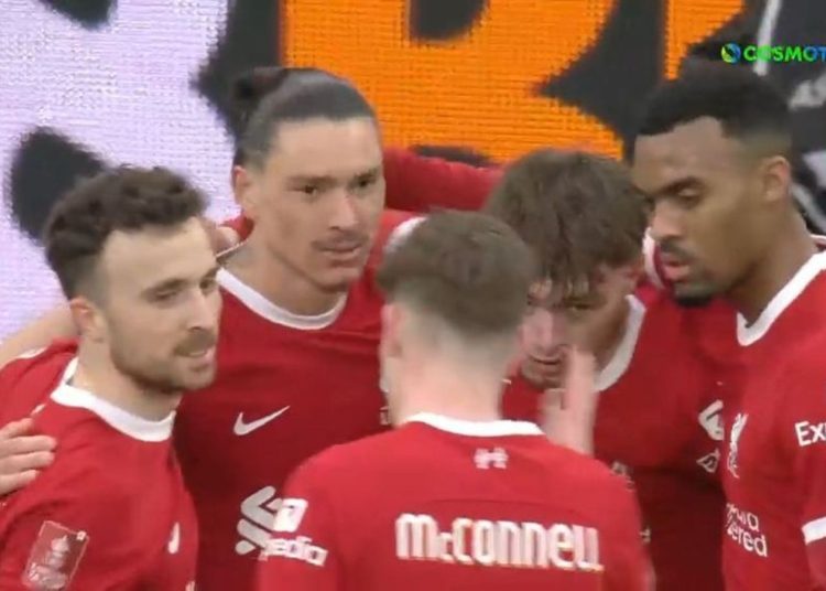 H Λίβερπουλ θέλει και το EFL Cup