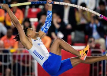 Air Καραλής πήρε το ασημένιο στο παγκόσμιο με πανελλήνιο ρεκόρ στα 6.05