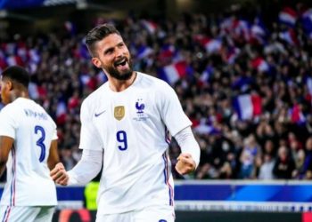 Βραβεύει τον Ζιρού η Εθνική ομάδα της Γαλλίας