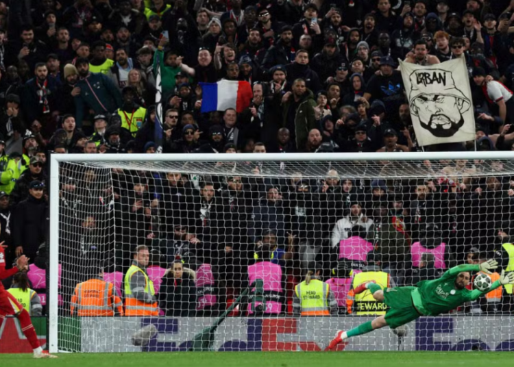 Άλωσε το «Άνφιλντ» η Παρί με ήρωα τον Ντοναρούμα!