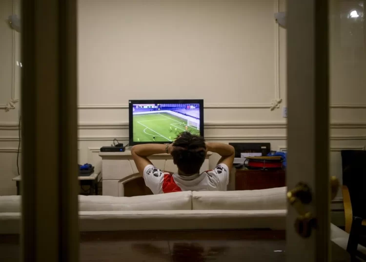 Νon stop τα “χτυπήματα” στην πειρατεία συνδρομητικής τηλεόρασης