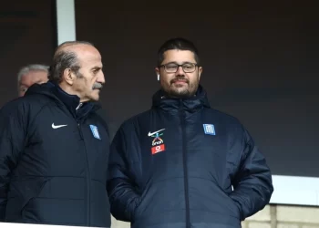 Πριμ ενός εκατ. ευρώ ανακοίνωσε στα αποδυτήρια στους διεθνείς μας ο Γκαγκάτσης