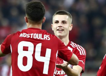 Όλη η Ευρώπη στα… πόδια Κωστούλα και Μουζακίτη