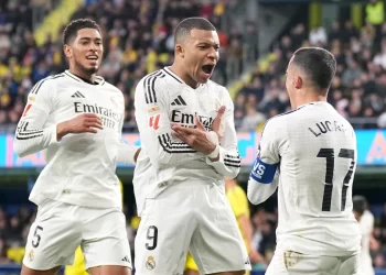 Ανατροπή, απόδραση και μόνη πρώτη η Ρεάλ