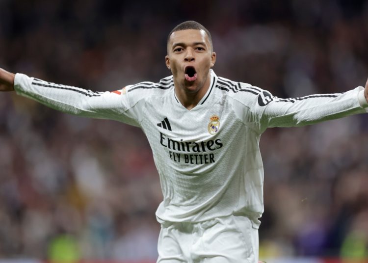 Μπαπέ: Ισοφάρισε σε γκολ την πρώτη σεζόν του Κριστιάνο στη Ρεάλ!