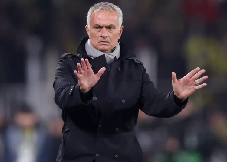 Μουρίνιο: «Θέλω να εξυγιάνω το τουρκικό ποδόσφαιρο, είμαι το αντίθετο ενός ρατσιστή»