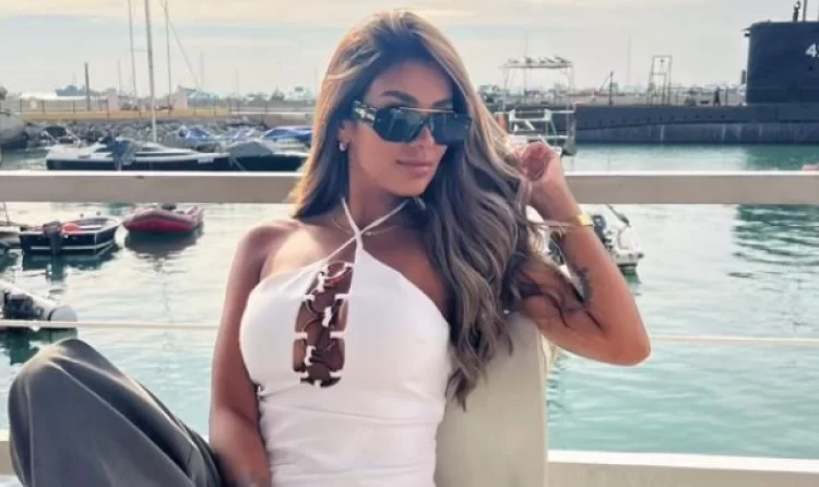 Σάλος στο Περού με αποκαλύψεις μοντέλου: «Έκανα ερωτικό πάρτι με τρεις ποδοσφαιριστές»