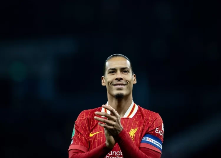 Η Αλ Χιλάλ «στρώνει χρυσάφι» στα πόδια του Φαν Ντάικ, σύμφωνα με την Equipe