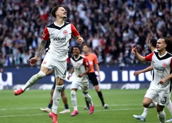 Με τεσσάρα η Άϊντραχτ κλειδώνει το Champions League