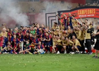 Η Μπαρτσελόνα κυπελλούχος Ισπανίας μετά τη ματσάρα της χρονιάς με τη Ρεάλ