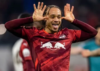 Λίβερπουλ, Μάντσεστερ Γιουνάιτεντ: «Ενδιαφέρονται για τον Σίμονς» – Πόσα ζητάει η Λειψία