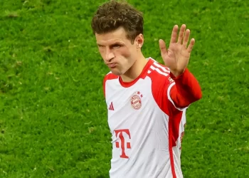 Ο Μουρίνιο θέλει να φέρει τον Μίλερ στη Φενέρμπαχτσε